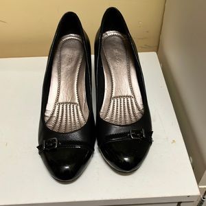 Black pumps with buckle. All leather. Excellent condition